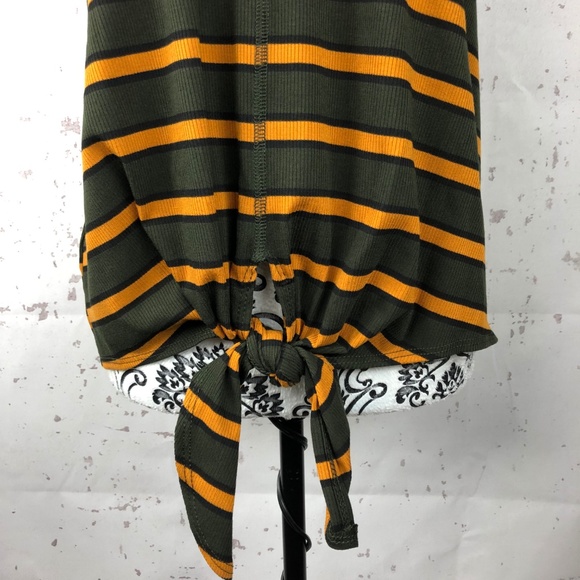 * Striped Front Tie Tank Top Shirt * Sleeveless - Picture 7 of 8